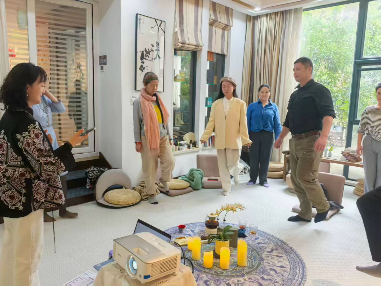 1762300364527873.jpg mmexport1762247194427.jpg